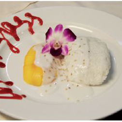 Sticky rice with Mango Dessert